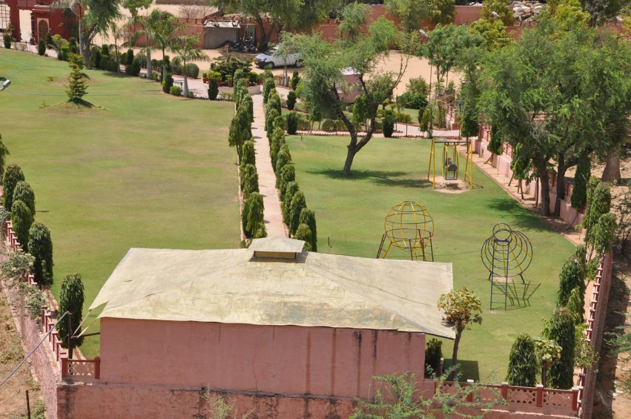 Resort Apano Rajasthan & 3*